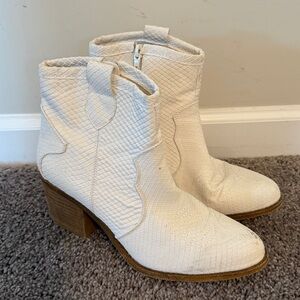 Dirty Laundry Ankle Boots 7.5